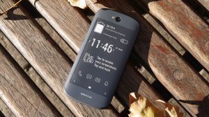 yotaphone-2